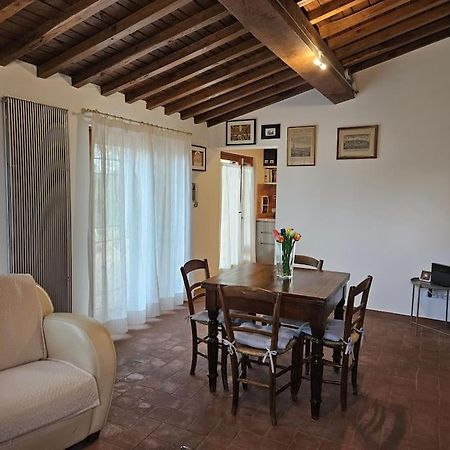 דירות Tavarnuzze Casina Rossa מראה חיצוני תמונה