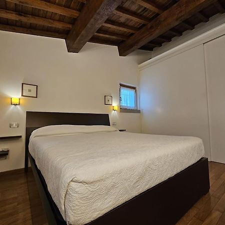 דירות Tavarnuzze Casina Rossa מראה חיצוני תמונה