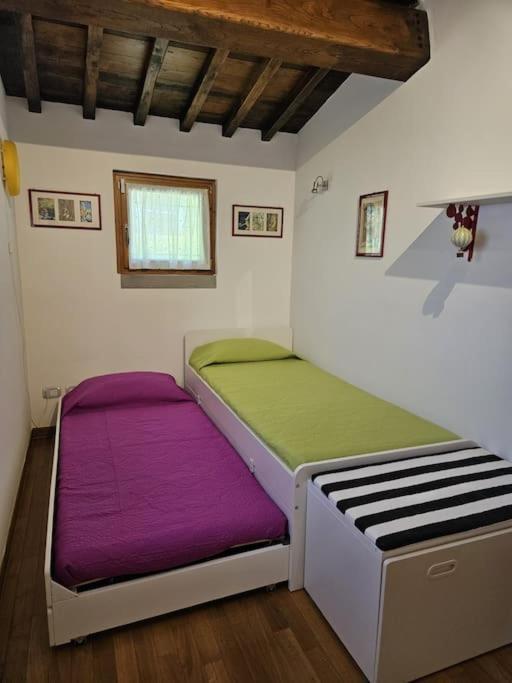 דירות Tavarnuzze Casina Rossa מראה חיצוני תמונה