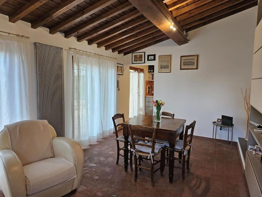 דירות Tavarnuzze Casina Rossa מראה חיצוני תמונה