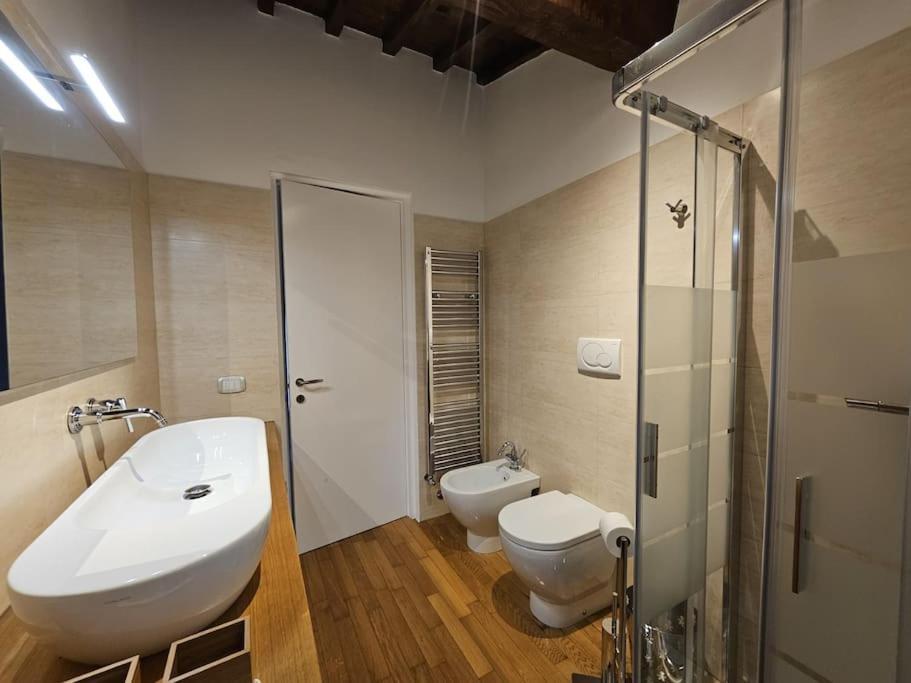 דירות Tavarnuzze Casina Rossa מראה חיצוני תמונה